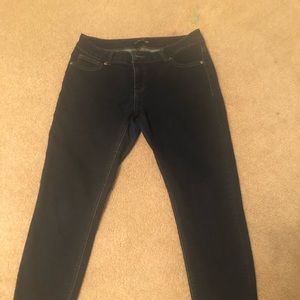 Dark skinny jeans